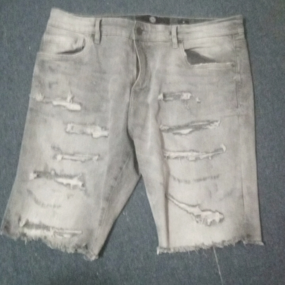 Jordan Craig distressed jean shorts prestine condition worn 1x size 38 nice grey